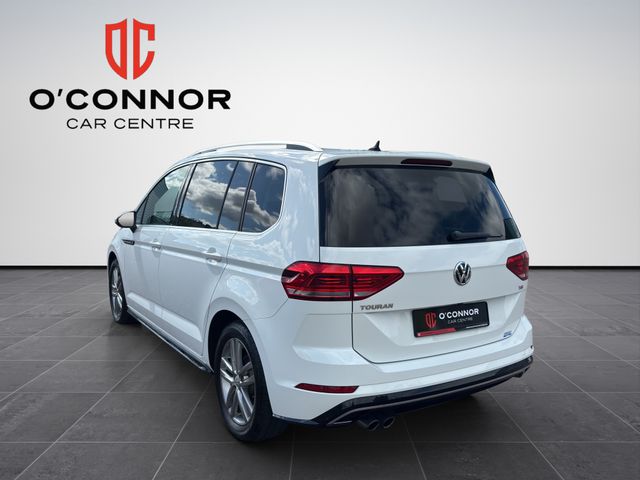 Image for 2017 Volkswagen Touran R LINE 1.4 AUTO Seven-seat family bus on paper… R-Line with notions in real life.