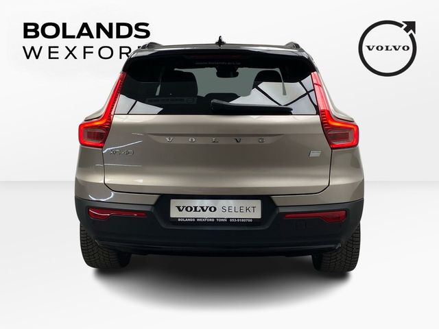 Image for 2025 Volvo XC40 BEV Extended Range 252hp RWD Ultimate