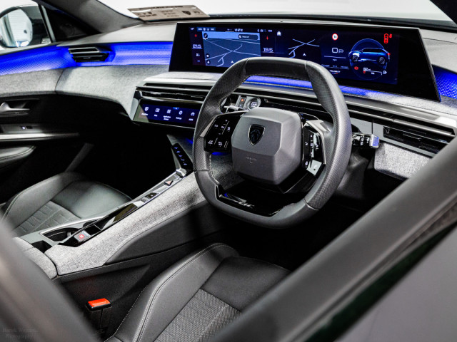 Image for 2025 Peugeot 5008 GT Hybrid Auto 145HP
