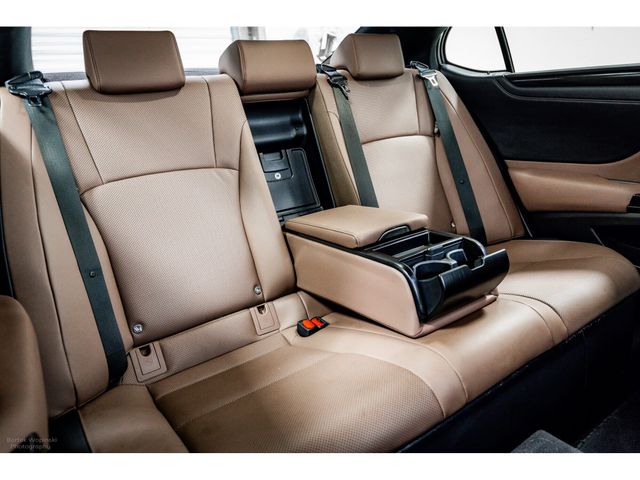 Image for 2023 Lexus ES 300h Dual VVT-I 2.5 Hybrid Auto 220HP