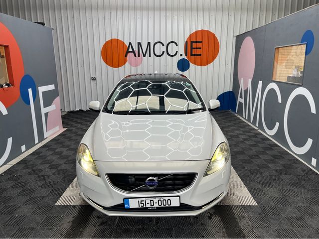 Image for 2015 Volvo V40 €13950 2015 VOLVO V40 AUTOMATIC PAN ROOF / BLACK LEATHER 