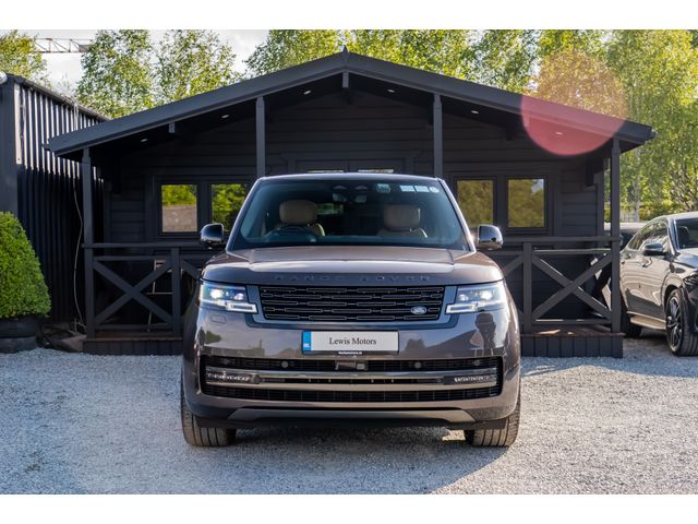 Image for 2024 Land Rover Range Rover AUTOBIOGRAPHY P460E, HUGE SPEC, MERIDIAN SURROUND, 360 CAMERA, 4 ZONE CLIMATE CONTROL, HEATED/ COOLED SEATS, RECLINE REAR SEATS, MASSAGE SEATS