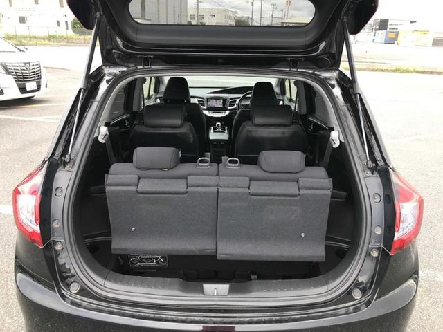 Image for 2015 Honda Jade COMING SOON / HYBRID / 6 SEATER 