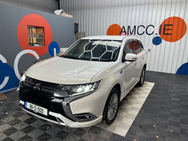 Image for 2018 Mitsubishi Outlander 2018 MITSUBISHI OUTLANDER G PLUS 2.4 AUTOMATIC / CRUISE CONTROL / PARKING CAMERA / ELECTRIC MEMORY & HEATED SEATS / PADDLE SHIFTERS AND MORE