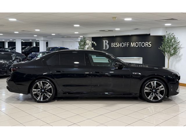 Image for 2025 BMW 7 Series M760E ULTIMATE X-DRIVE=32” THEATRE SCREEN//HUGE SPEC//AS NEW=2 YEAR BMW WARRANTY=TAILORED FINANCE PACKAGES AVAILABLE=TRADE IN’S WELCOME 