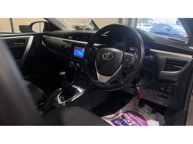 Image for 2016 Toyota Corolla 1.4 D-4D LUNA 4DR