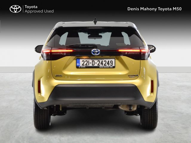 Image for 2022 Toyota Yaris Cross Luna Sport Hybrid Auto