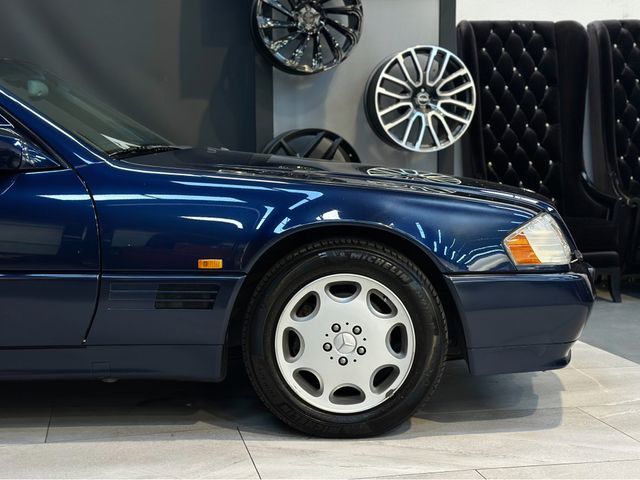 Image for 1994 Mercedes-Benz SL Class SL 320 AUTO LOW MILEAGE
