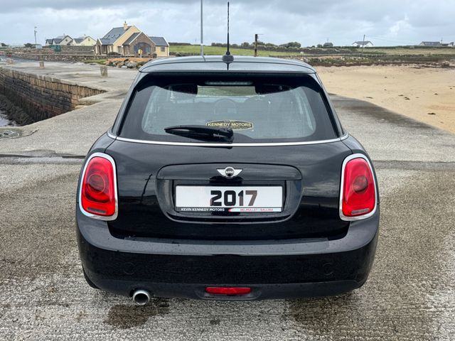 Image for 2017 Mini Cooper D AUTOMATIC 1.5 Diesel