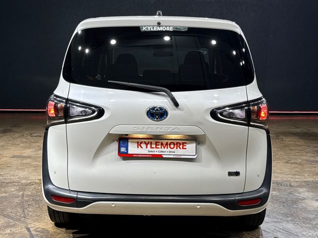 Image for 2021 Toyota Sienta 1.5 HYBRID 7 SEATER - PUSH BUTTON START/STOP - CRUISE CONTROL - REAR CAMERA