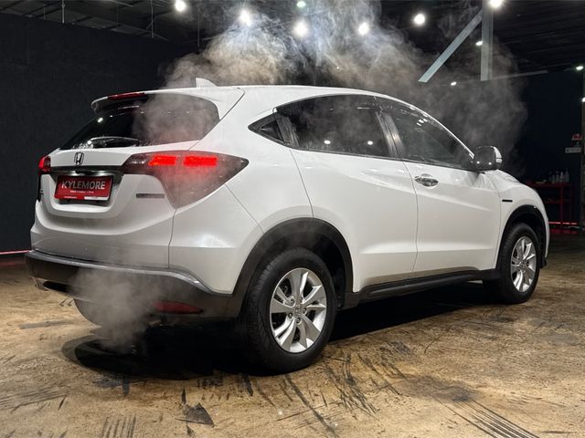 Image for 2019 Honda Vezel HYBRID 1.5L AUTOMATIC - REVERSE CAMERA - A/C HEATING CONTROLS -CRUISE CONTROLS
