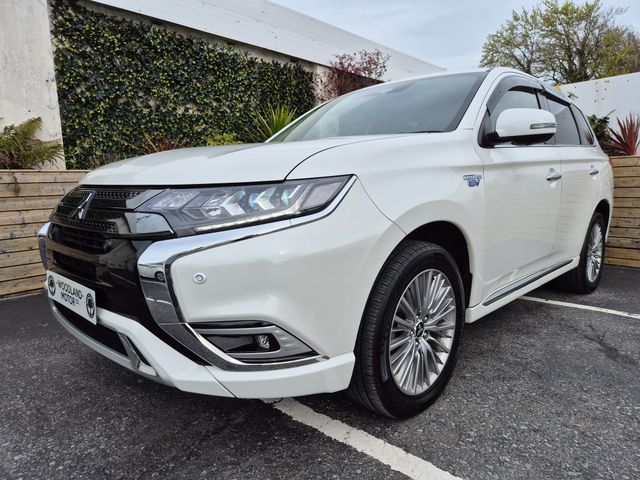 Image for 2021 Mitsubishi Outlander 2.4 PHEV / INTENSE SAFETY PACK / TAX €140 