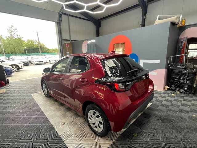 Image for 2020 Toyota Yaris 2020 TOYOTA YARIS X 1.0 AUTOMATIC / REVERSE CAMERA AND MORE