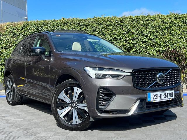 Image for 2023 Volvo XC60 T6 PLUS DARK AWD 2.0 HYBRID ** HUGE SPEC ** // TILT & SLIDE OPENING PAN ROOF // 360 PARKING CAMERAS // ADAPTIVE CRUISE CONTROL