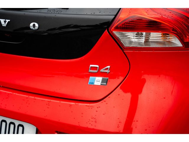 Image for 2018 Volvo V40 2.0 D4 (190hp) ES