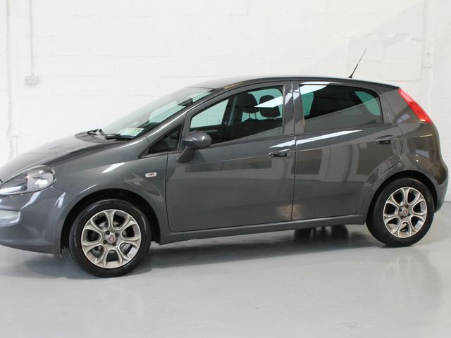 Image for 2017 Fiat Punto Lounge 1.2 8V 69HP 4DR