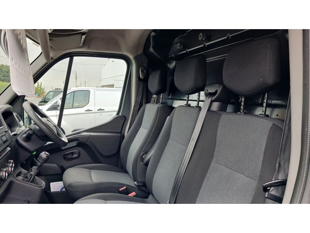 Image for 2023 Renault Master 