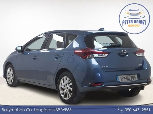 Image for 2016 Toyota Auris 1.4 D-4D (90) 5Dr Luna