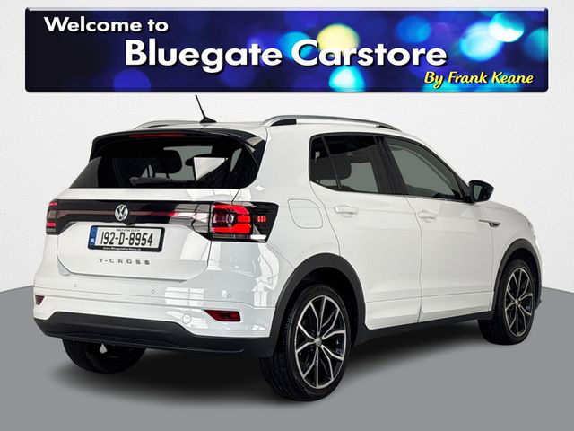 Image for 2019 Volkswagen T-Cross R-LINE 1.0 TSI AUTO**R LINE EXTERIOR PACK**UPGRADED ALLOYS**TOUCH SCREEN MEDIA DISPLAY**REVERSE CAMERA**PARKING SENSORS**APPLE CARPLAY**BLACK CLOTH INTERIOR**FINANCE AVAILABLE**