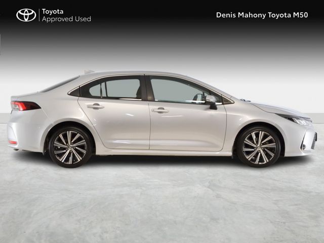 Image for 2022 Toyota Corolla Luna Sport Hybrid Auto