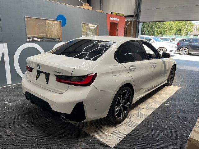 Image for 2024 BMW 3 Series 2024 BMW 330E M-SPORT 2.0 AUTOMATIC / CRUISE CONTROL / PARKING CAMERA / ELECTRIC MEMORY & HEATED SEATS / PADDLE SHIFTERS / AMBIENT LIGHTS / APPLE CARPLAY AND MORE