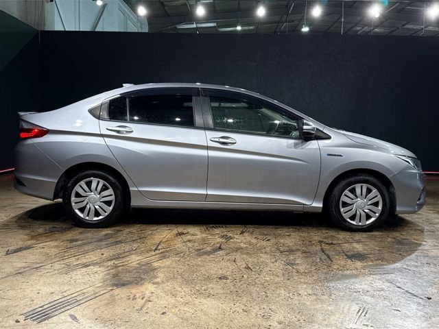 Image for 2019 Honda Grace AUTOMATIC HYBRID 1.5