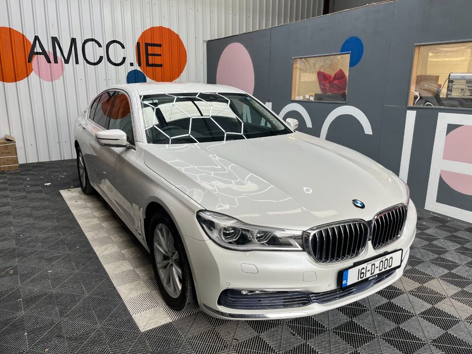 Image for 2016 BMW 7 Series 2016 BMW 740E iPERFORMANCE 2.0 AUTOMATIC / CRUISE CONTROL / PARKING CAMERA / ELECTRIC MEMORY & HEATED SEATS / AMBIENT LIGHTS AND MORE