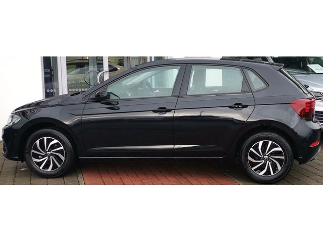 Image for 2024 Volkswagen Polo Life 1.0 TSI 95HP **REARVIEW CAMERA, APP CONNECT, FINANCE AVAILABLE**