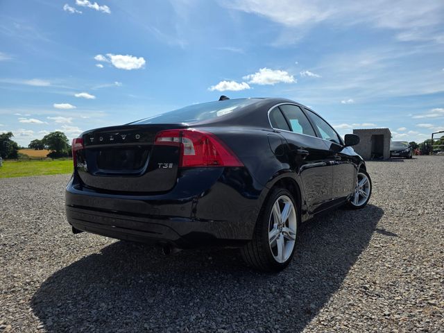 Image for 2017 Volvo S60 T3 Classic