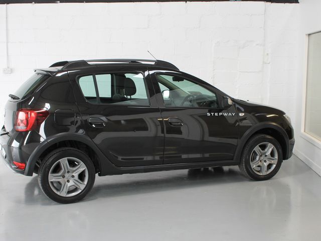 Image for 2020 Dacia Sandero Stepway Stepway Signature Blue 4DR