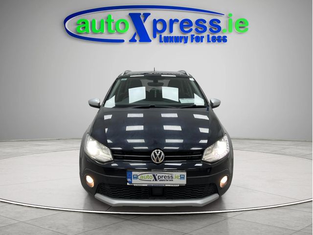 Image for 2017 Volkswagen Polo CROS 1.2 TSI Automatic, Reversing camera