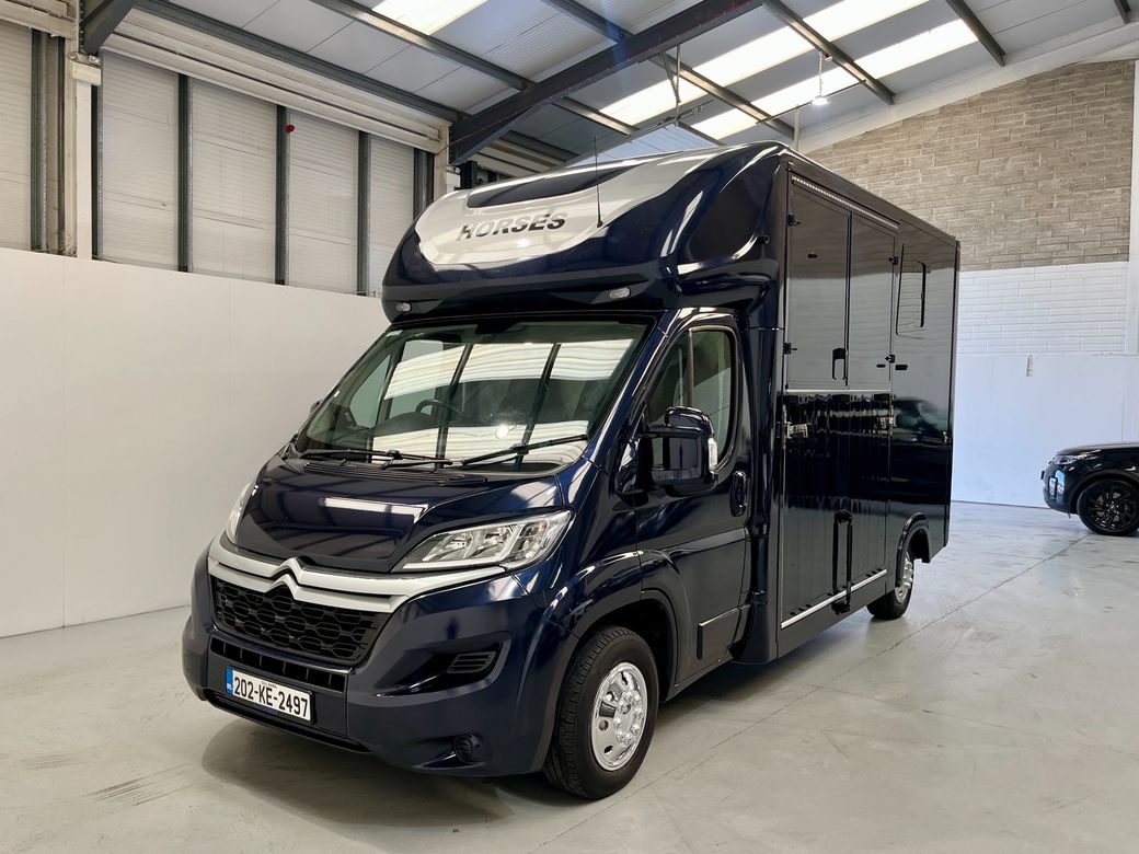 Image for 2020 Citroen Relay Horsebox