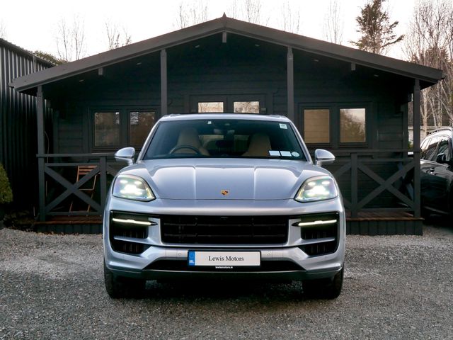 Image for 2024 Porsche Cayenne E-Hybrid, 470BHP **DEPOSIT TAKEN** AIR SUSPENSION, LED HEADLIGHTS, 360 CAMERA, SPORT DESIGN KIT, 4 ZONE CLIMATE CONTROL