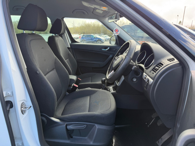 Image for 2015 Skoda Yeti Outdoor 2.0tdi 110HP 4DR * BLUETOOTH / PARKING SENSORS * 