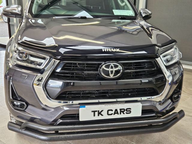 Image for 2023 Toyota Hilux 