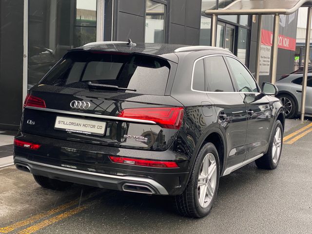 Image for 2023 Audi Q5 S-Line Quattro Auto (PHEV)