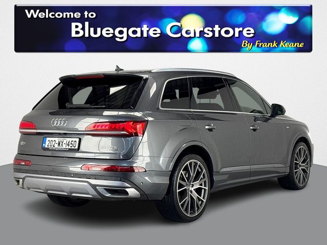 Image for 2020 Audi Q7 3.0 S LINE 55 E QUATTRO*NEW 22"ALLOYS DUE*FRONT HEATED ELECTRIC MEMORY SEATS**BLACK LEATHER INTERIOR**ELECTRIC TAILGATE**TOUCH SCREEN CLIMATE CONTROL**REVERSE CAMERA**APPLE CARPLAY**FINANCE AVAILABLE*