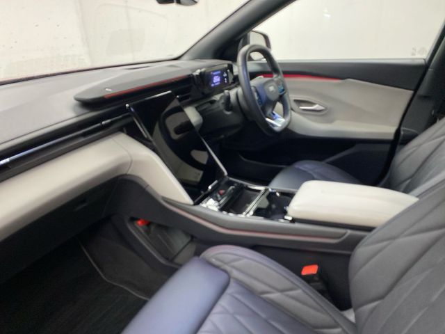 Image for 2025 Ford Explorer Premium, 77kWh Extended Range.