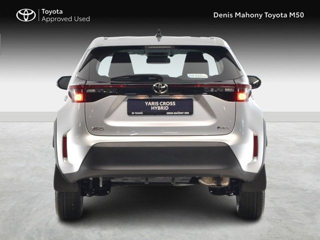 Image for 2026 Toyota Yaris Cross Luna Hybrid