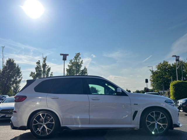Image for 2022 BMW X5 XDRIVE 45e M-SPORT PRO PHEV *HIGH SPEC*