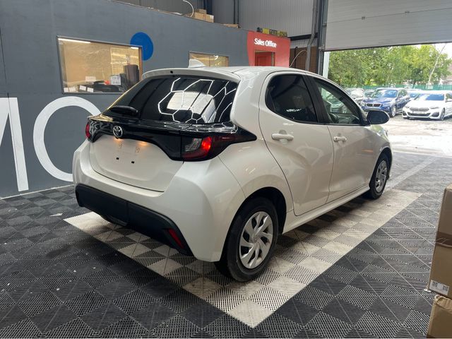 Image for 2021 Toyota Yaris 2021 TOYOTA YARIS X 1.0 AUTOMATIC / REVERSE CAMERA AND MORE