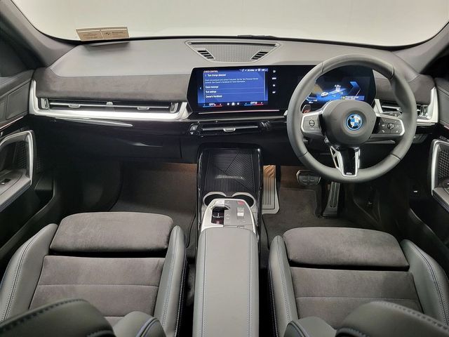 Image for 2026 BMW iX1 