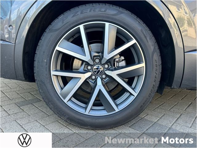 Image for 2026 Volkswagen Touareg TWO SEATER COMMERCIAL FINAL EDITION R-LINE 3.0TDI