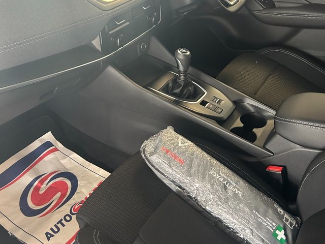 Image for 2025 Nissan Qashqai 1 3 Mhev SV MY24 04DR