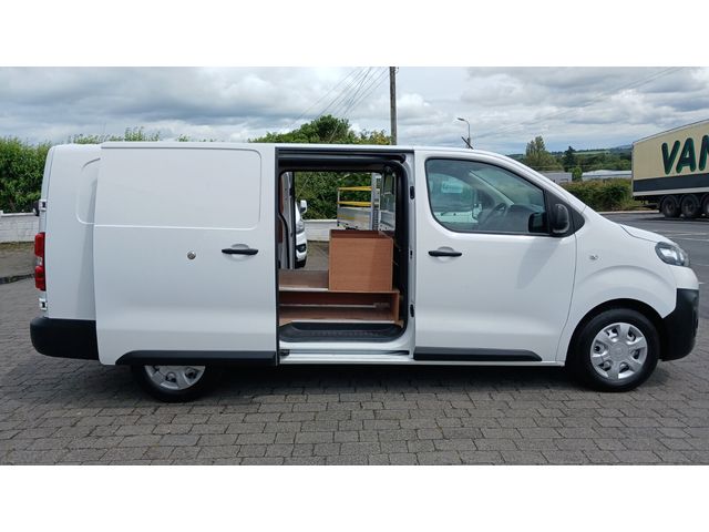 Image for 2022 Opel Vivaro 