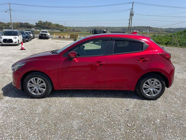 Image for 2018 Mazda Demio 13S