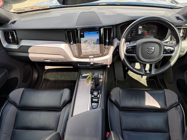 Image for 2019 Volvo XC60 2019 Volvo XC60 T8 R-Design Twin Engine AWD Automatic