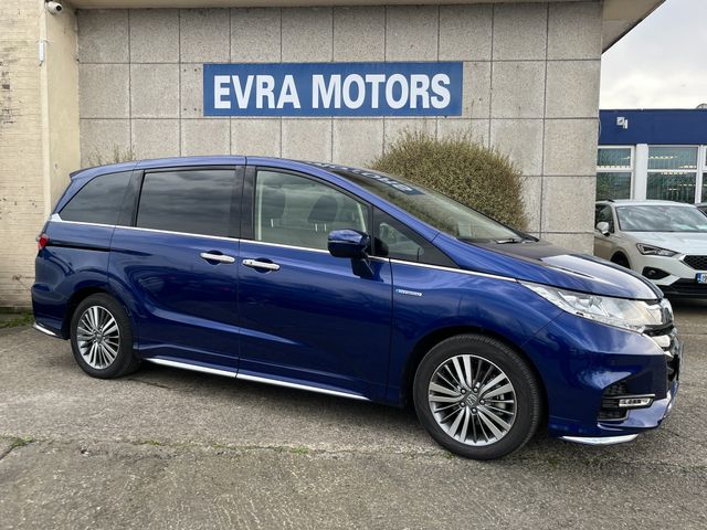 Image for 2019 Honda Odyssey ABSOLUTE 7 SEATER AUTOMATIC HYBRID 2.0 PETROL //LOW MILES//HALF LEATHER HEATED SEATS//REVERSE CAMERA//POWER SLIDING REAR DOORS//KEYLESS ENTRY// 