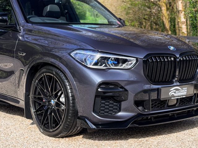 Image for 2022 BMW X5 2022 (221) BMW X5 45E MSPORT PRO *SKY LOUNGE