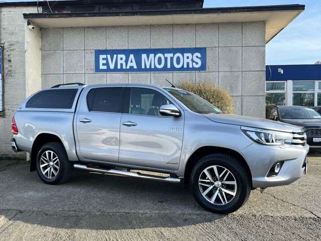 Image for 2017 Toyota Hilux 2.4 D-4D INVINCIBLE AWD NO VAT //REVERSE CAMERA//KEYLESS ENTRY//